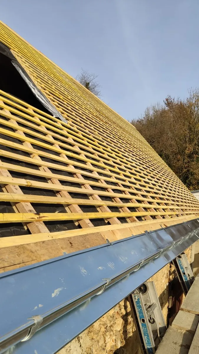 Gouttière pendante en zinc neuve